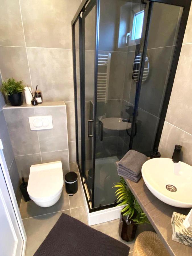 Apartman Kelava วูโควาร์ ภายนอก รูปภาพ